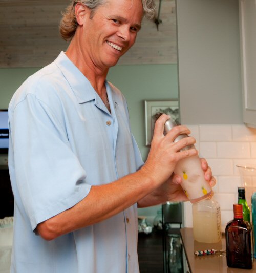 I’m not a real bartender, but I play one on the web…