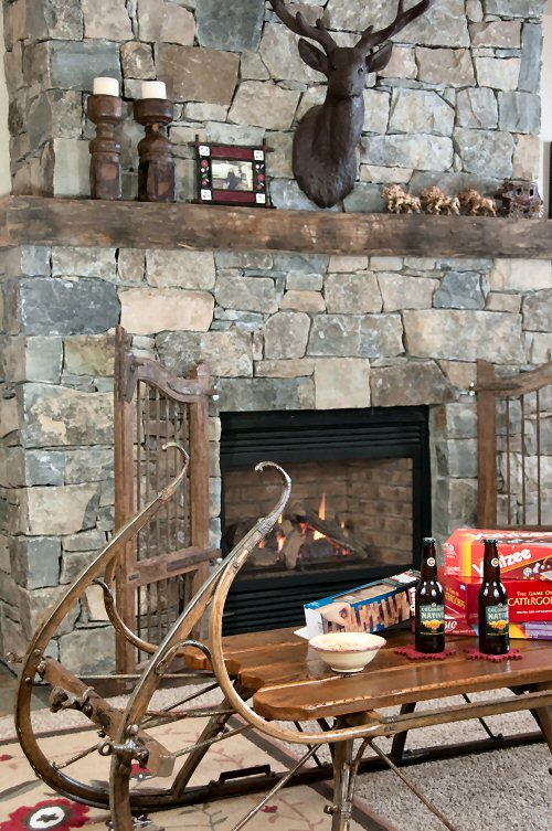 Après Ski Sled and Fireplace