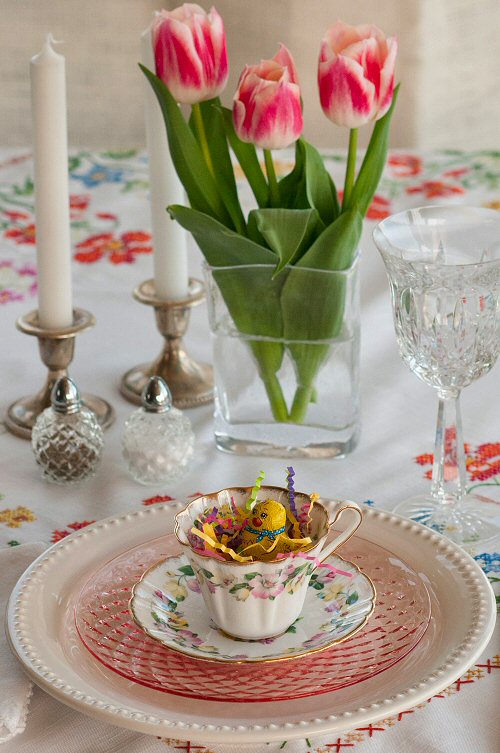 Easter Table Setting