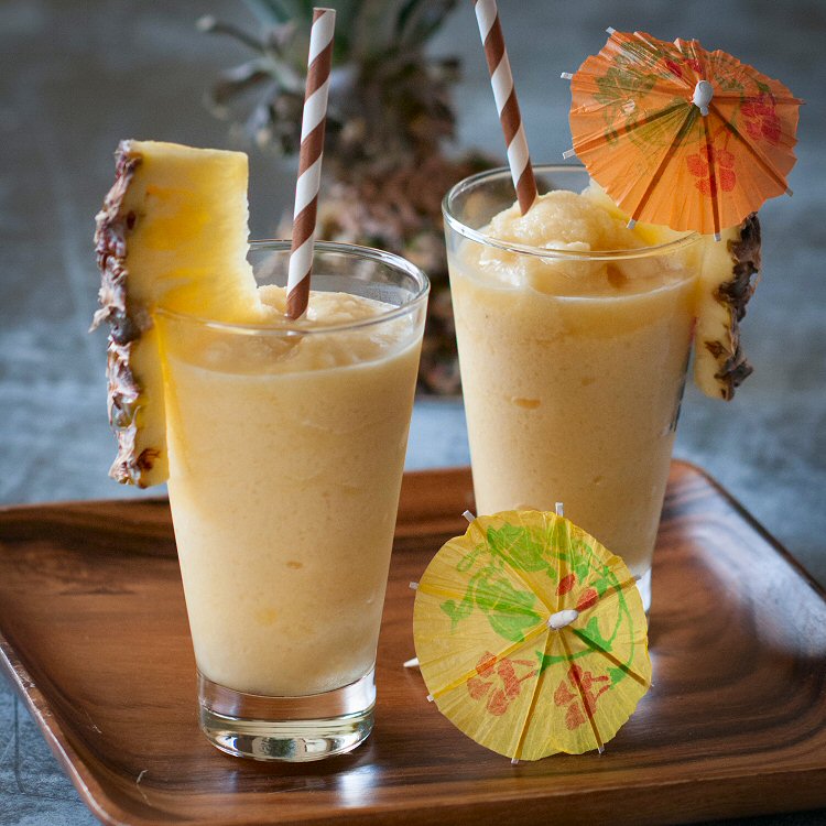 Pineapple Daiquiri - A Happy Hour Trip to the Tropics ...