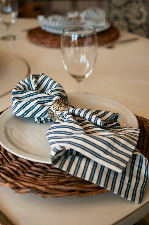 Summer Table Setting