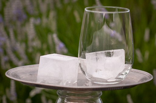 Big Cocktail Cubes