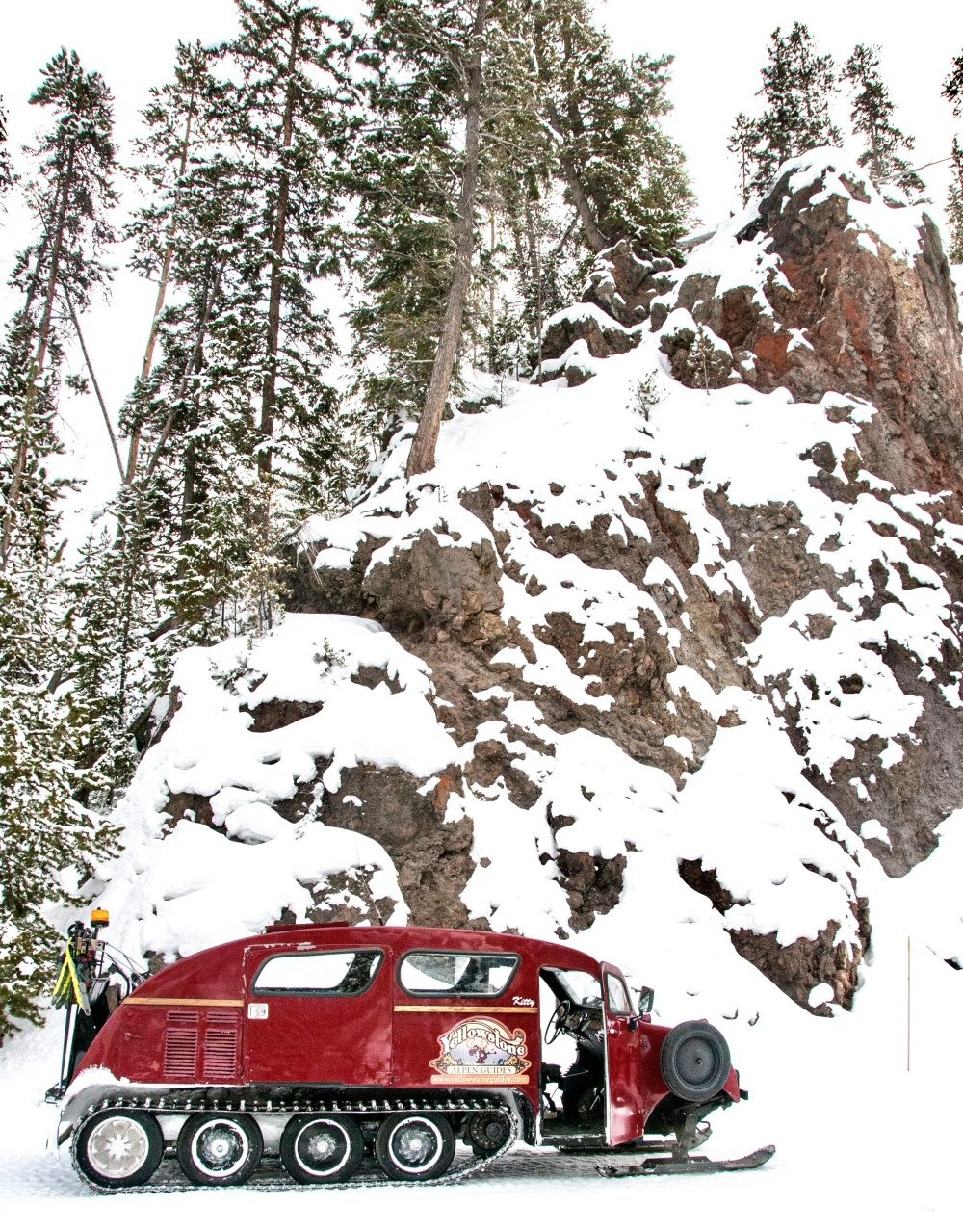 Yellowstone Snow Coach